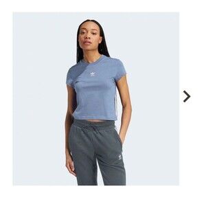 Women’s adidas shirt size large